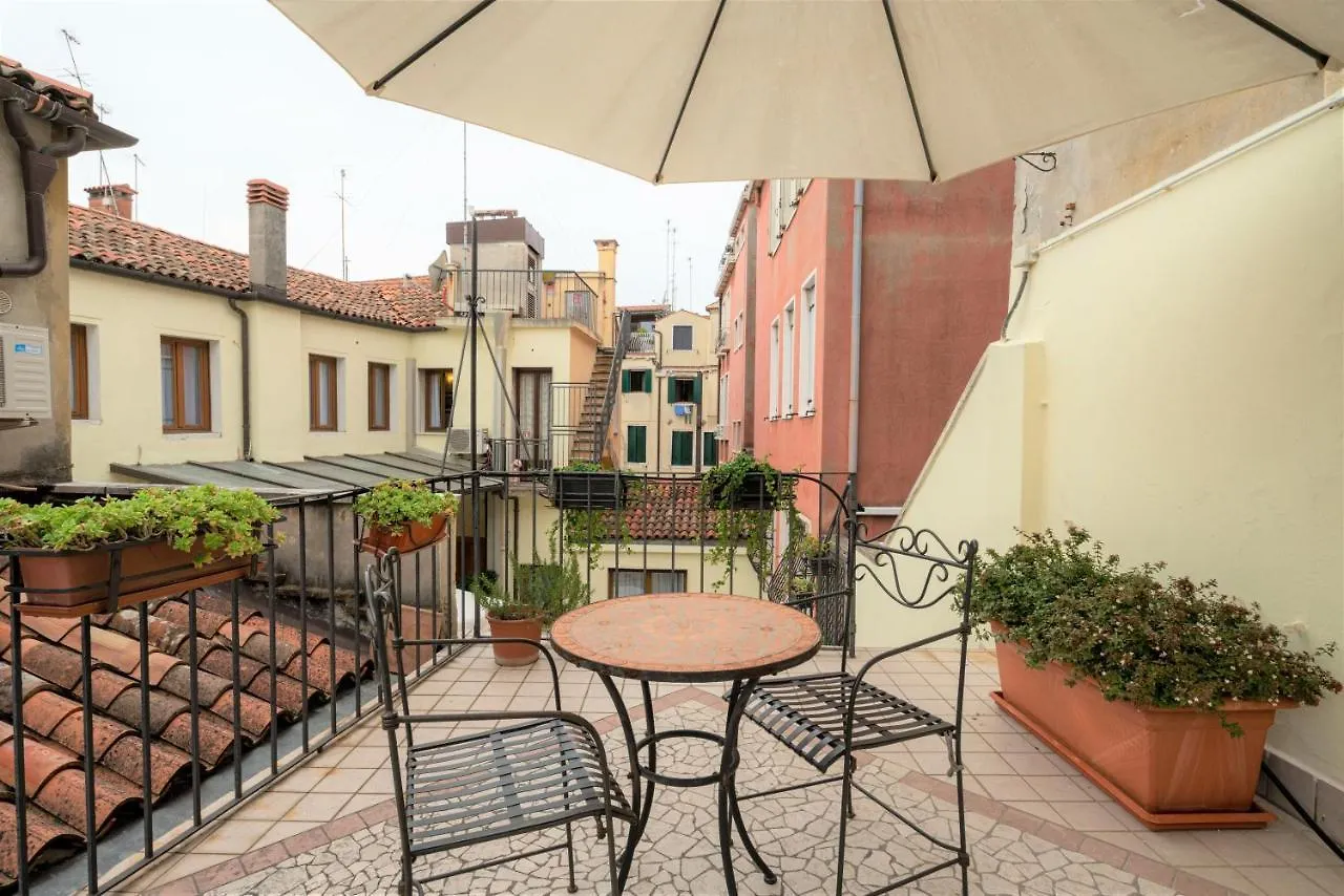 ** بيت ضيافة Locanda Herion البندقية إيطاليا