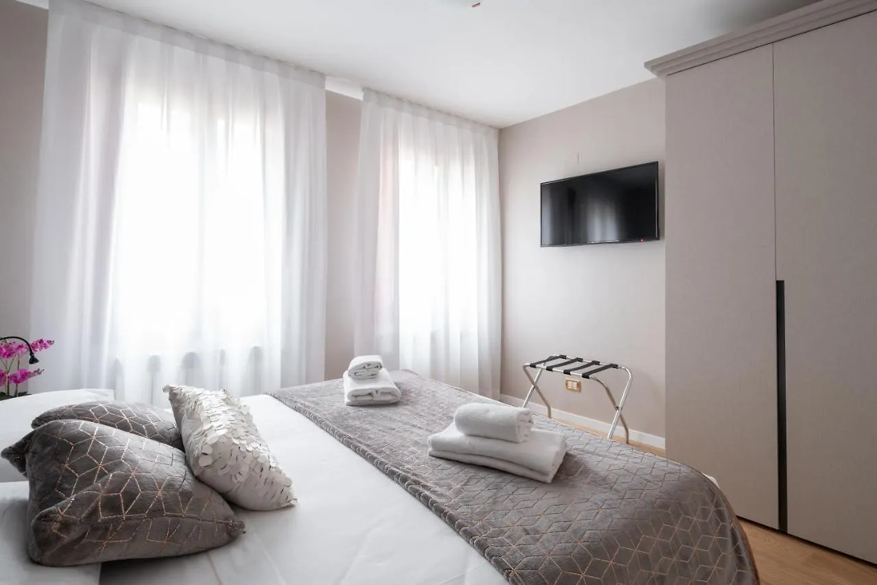 Locanda Herion البندقية 2*,