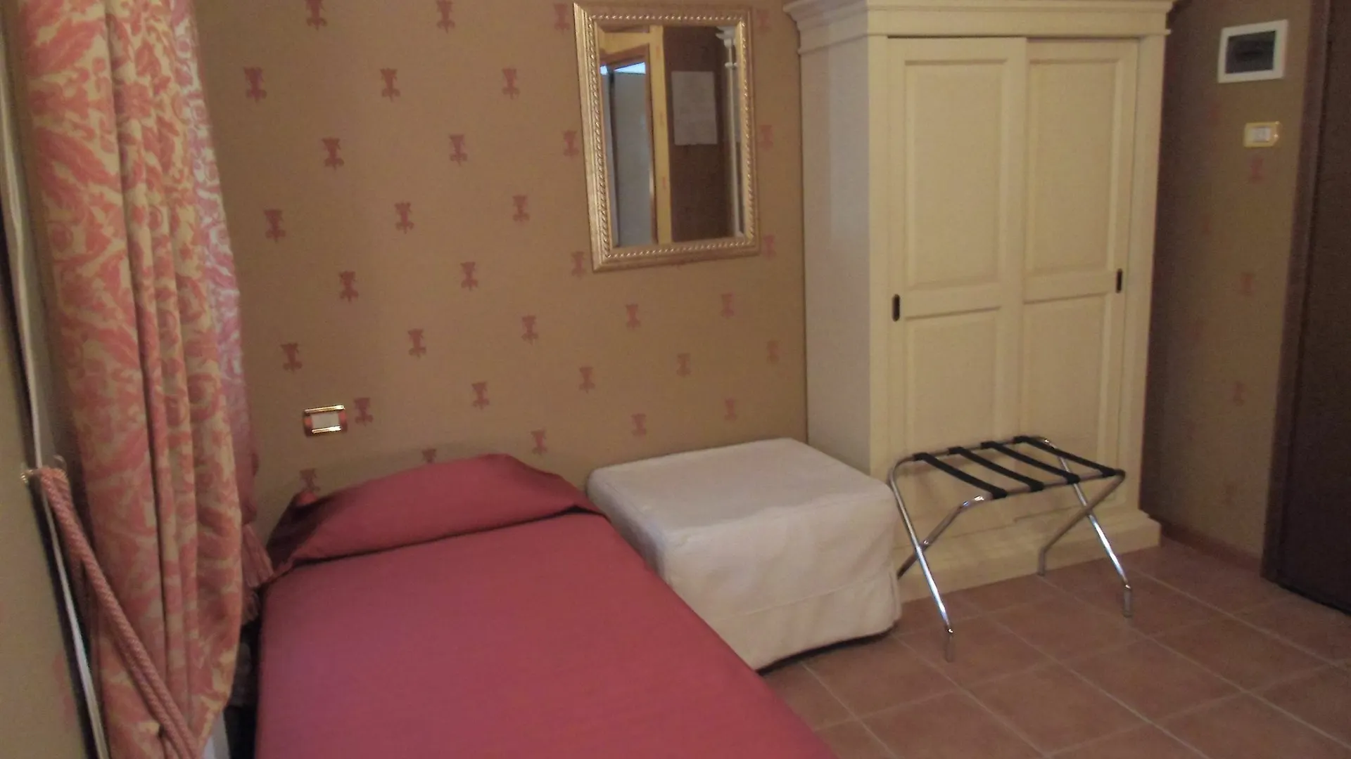 Locanda Herion Venice 2*,  Italy